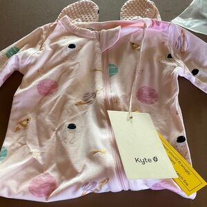 Kyte BABY Sakura pink Space zippy
